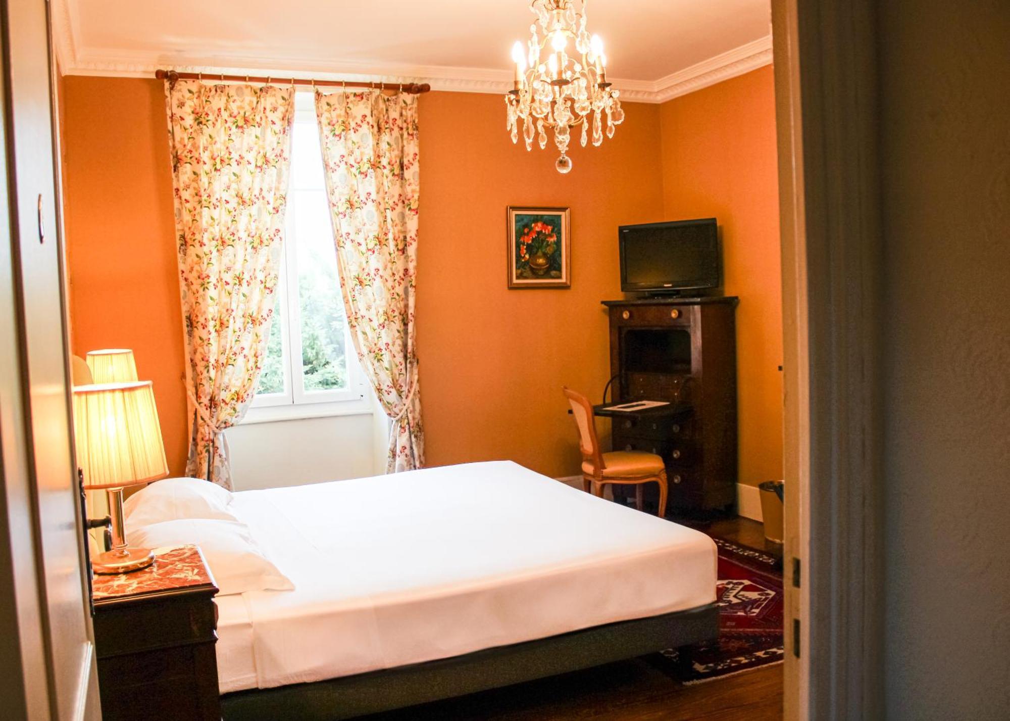 Hotel La Villa Fleurie Beaune  Exterior foto